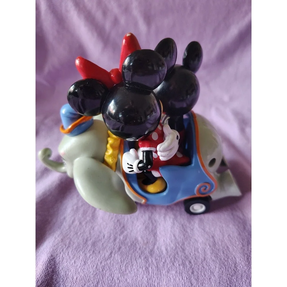 Disney Parks Minnie & Mickey Riding Dumbo Pull Back Toy Car Ride Collectible